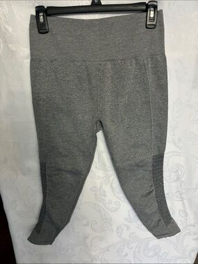 Fabletics Gray Seamless High-Waist Leggings